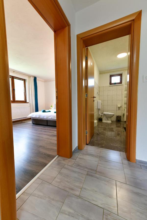 Apartman Plum Plitvice Drežnik Grad Eksteriør billede